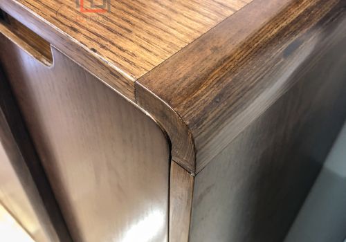 Tủ đồ trang trí Midcentury